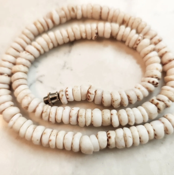 Puka Shell Necklace 17" Barrel Clasp Genuine White Tiger necklace ⚡4 for $20⚡ - Picture 4 of 8